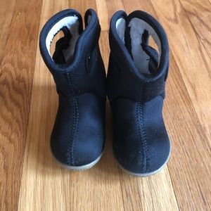 Bogs - Black baby rain boots